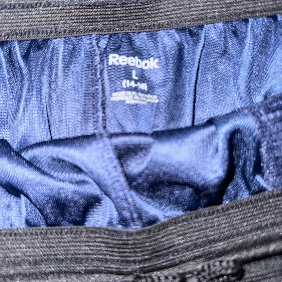 Reebok shorts - Picture 3 of 3
